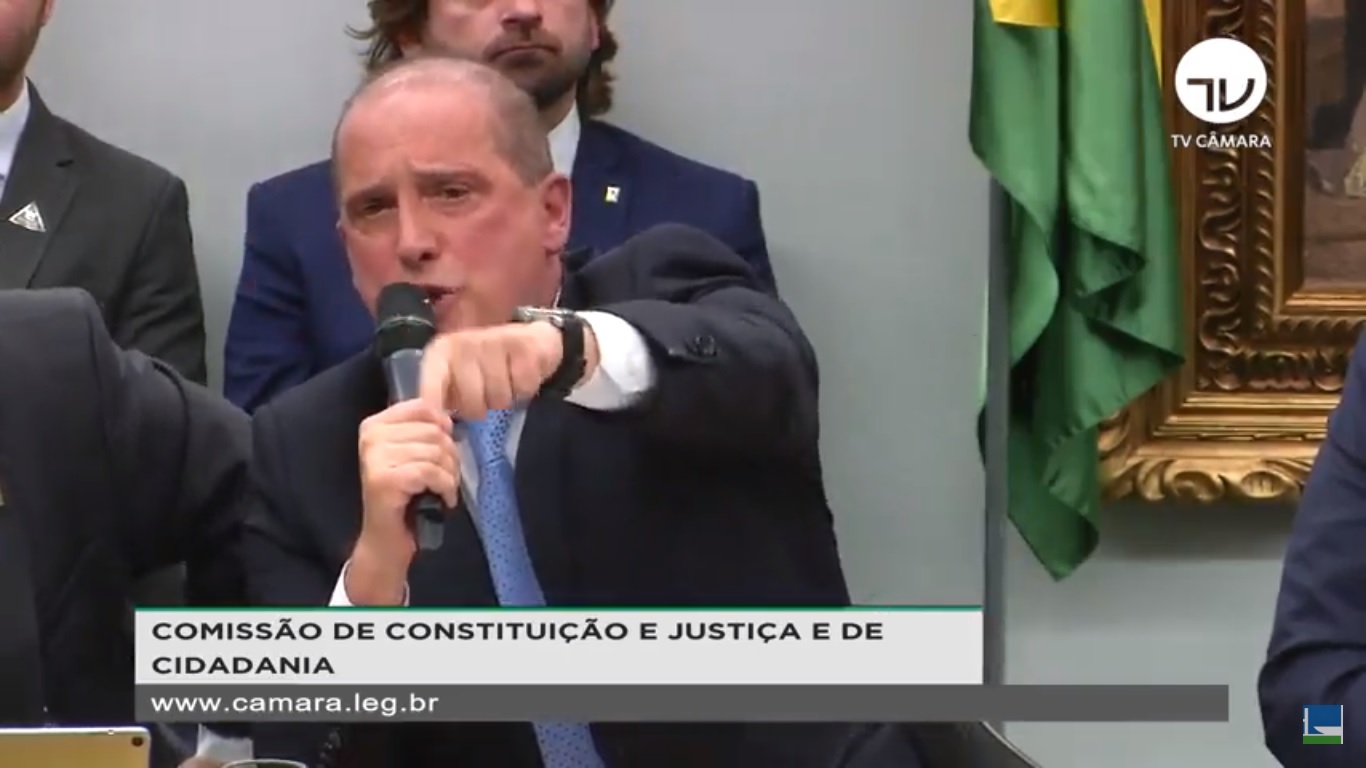 Onyx defende decreto dar armas diante dos deputados[fotografo]Reprodução/TV Câmara[/fotografo]