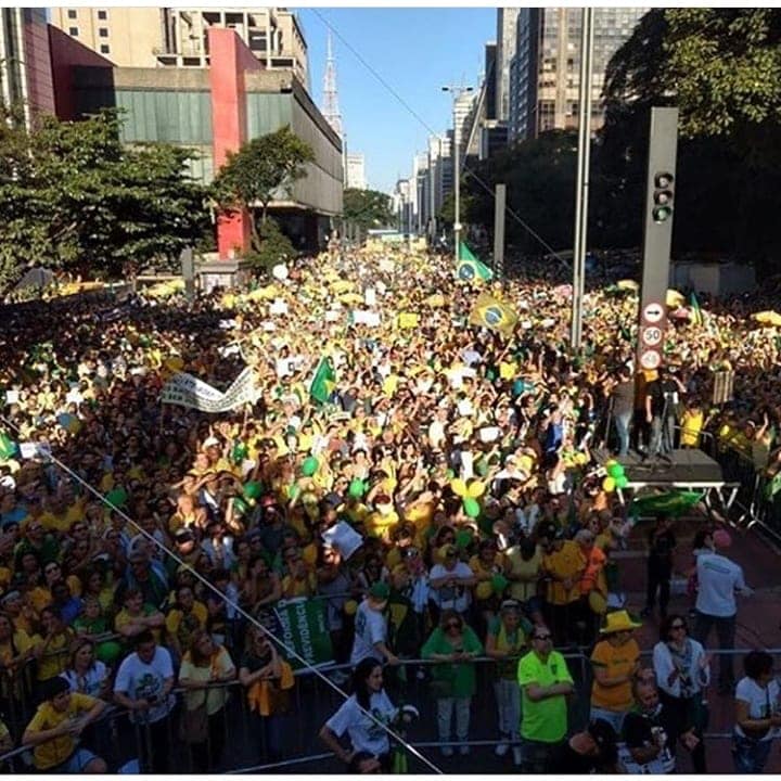 Manifestantes ocuparam parte da Avenida Paulista. Grupos de direita se dividiram em relação ao apoio ao presidente Jair Bolsonaro[fotografo]Nas Ruas[/fotografo]