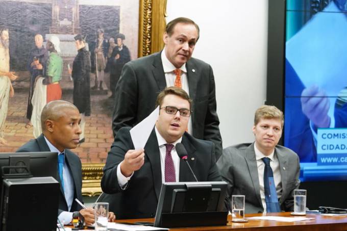 O presidente da CCJ convocou sessão extraordinária para debater prisão em segunda instância
[fotografo] Agência Câmara [/fotografo]