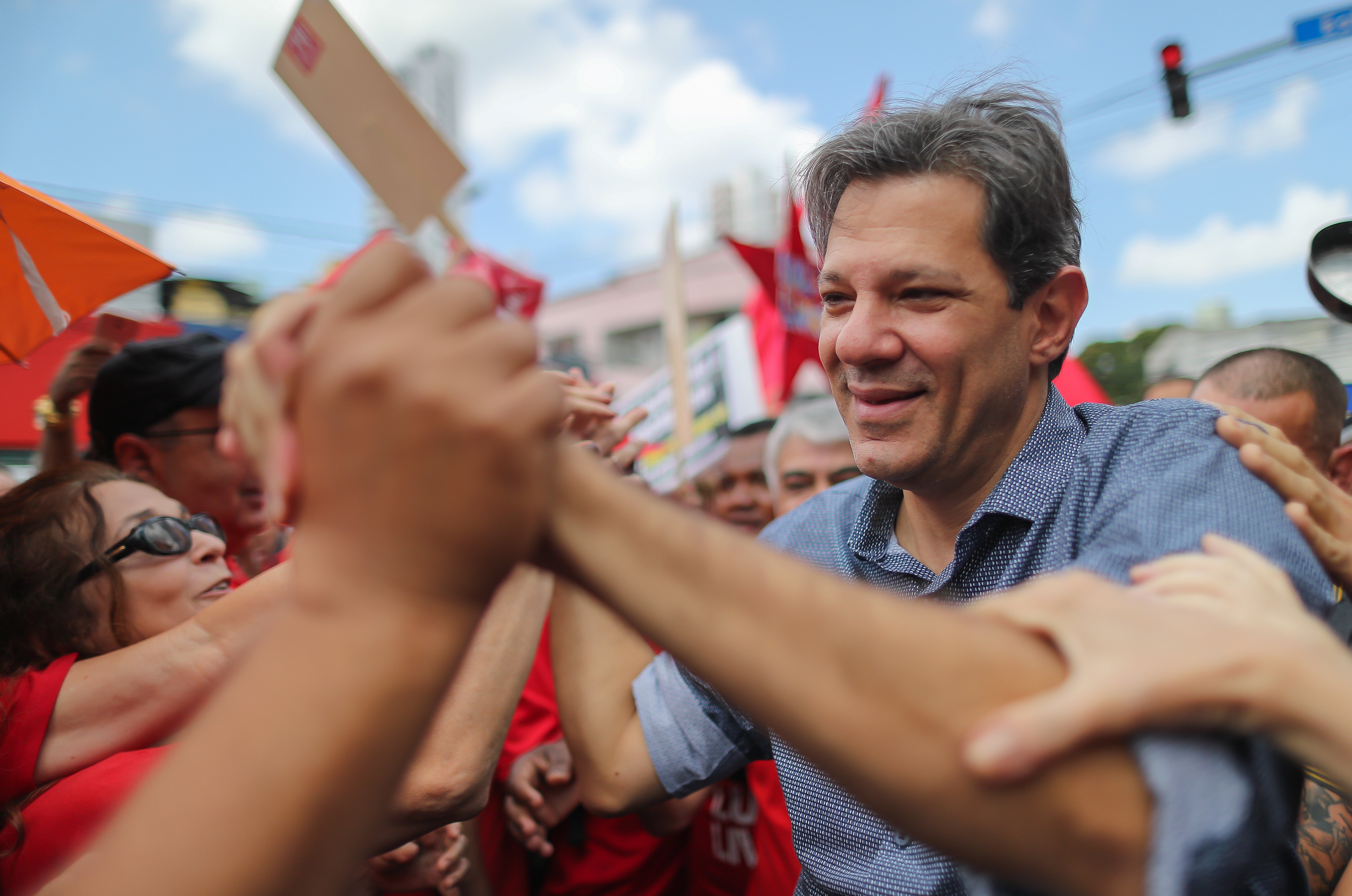 Em ato no Recife, Haddad criticou Bolsonaro e pediu liberdade de Lula, mas não se referiu aos três anos do impeachment de Dilma. Foto: Ricardo Stuckert/Divulgação/PT