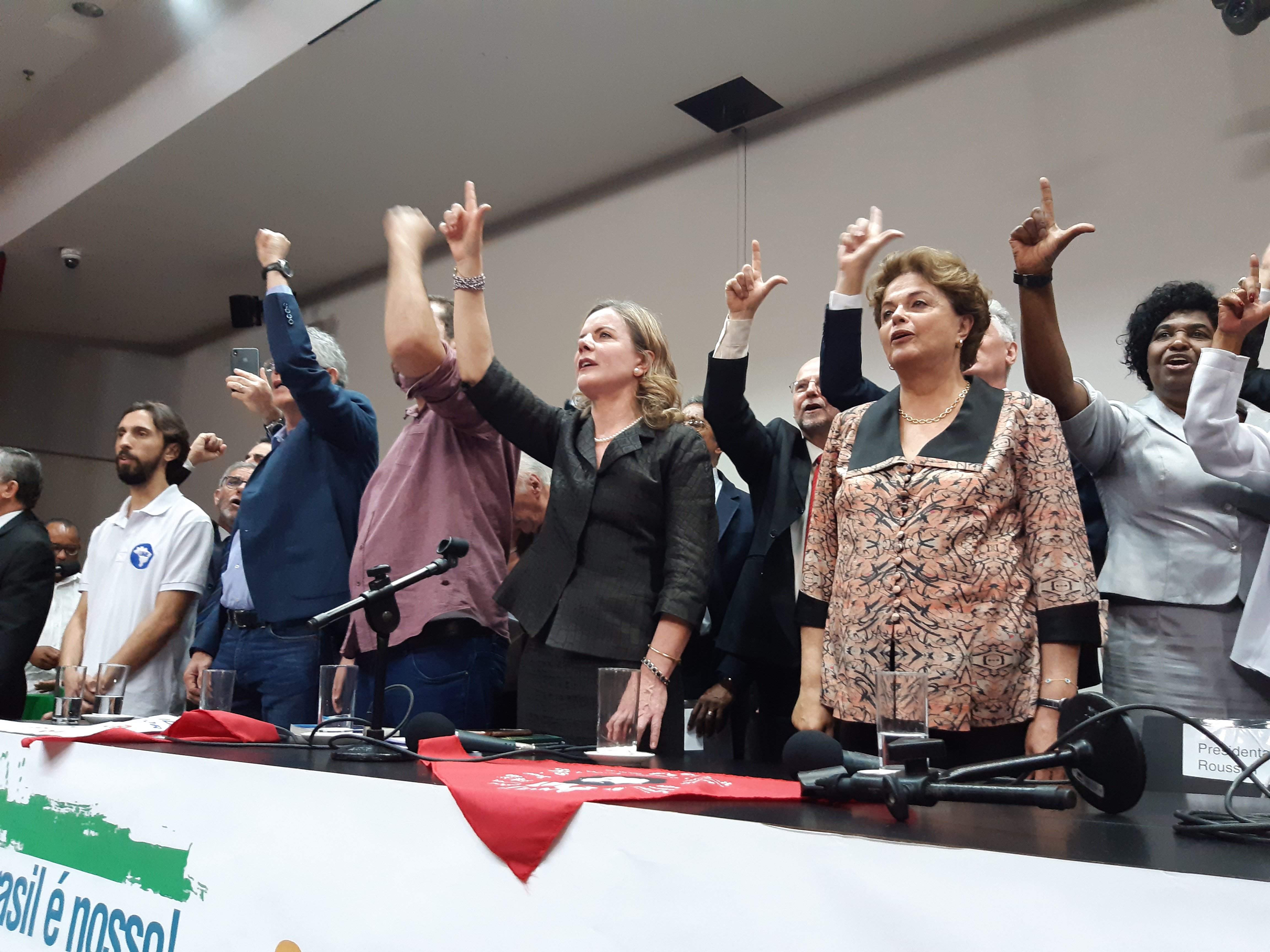 Ex-presidente Dilma discursou em favor da soberania nacional.

Foto: Erick Mota