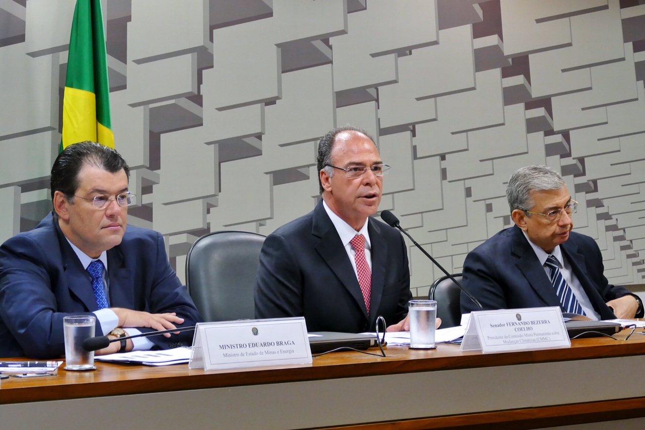 Eduardo Braga, líder do MDB, e Fernando Bezerra, líder do governo
[fotografo] Divulgação / Fernando Bezerra Coelho [/fotografo]