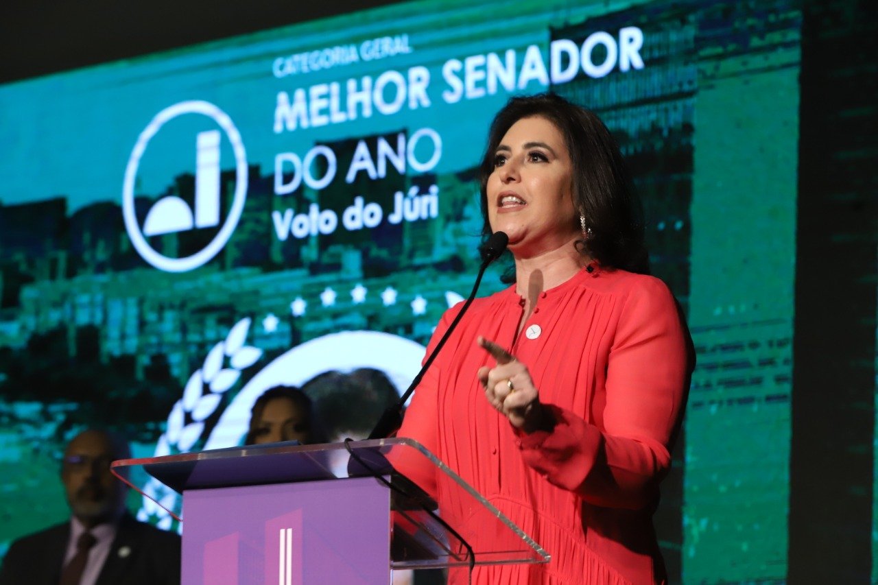 Simone Tebet é eleita melhor senadora do ano pelos jurados