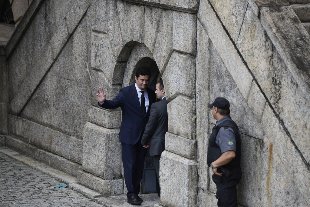 O ministro da Justiça, Sergio Moro, visita o Arquivo Nacional, na região central do Rio.