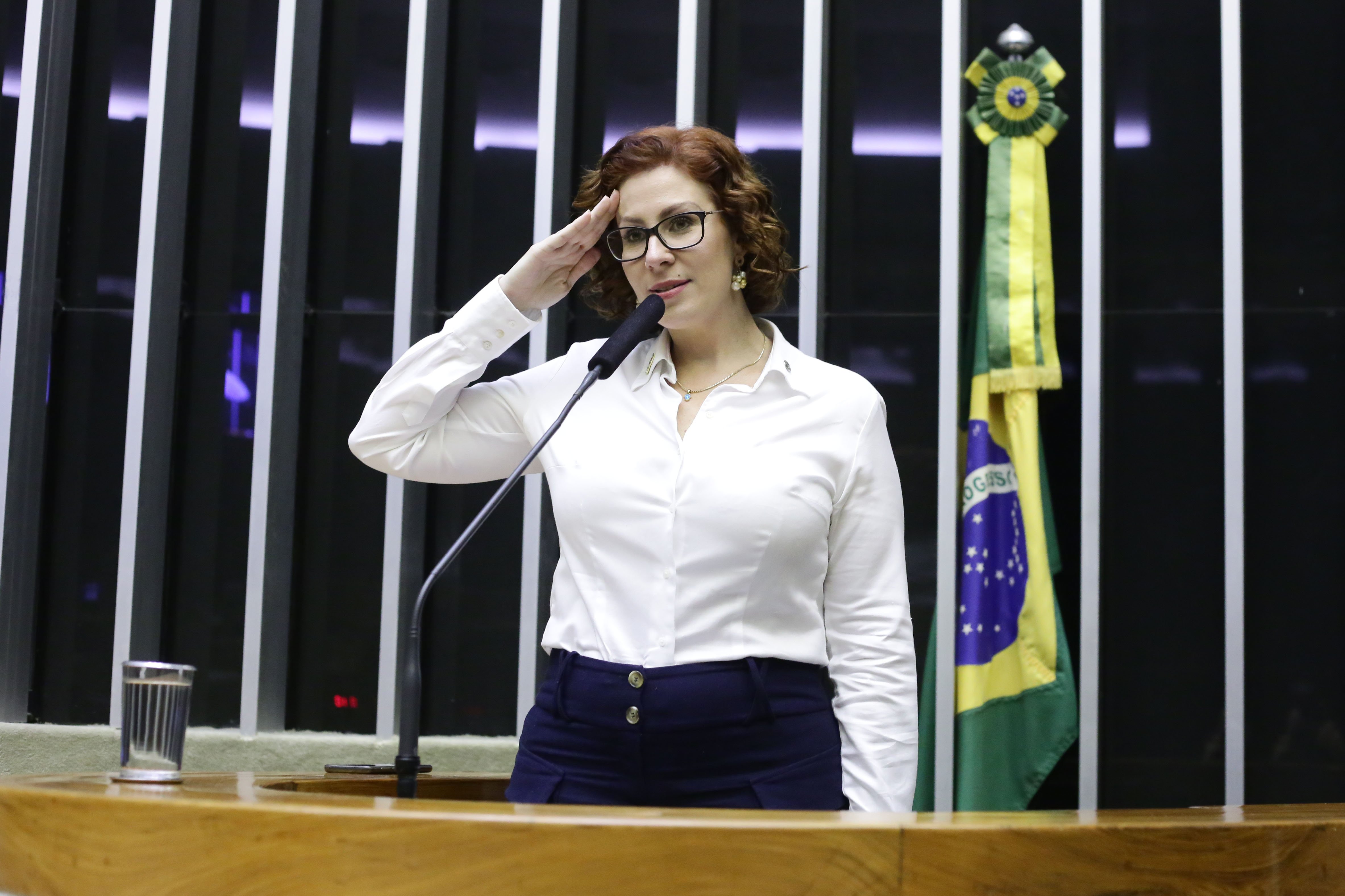 Deputada Carla Zambelli é uma das mais fiéis defensoras de Jair Bolsonaro. [fotografo]Luis Macedo/Câmara dos Deputados[/fotografo]