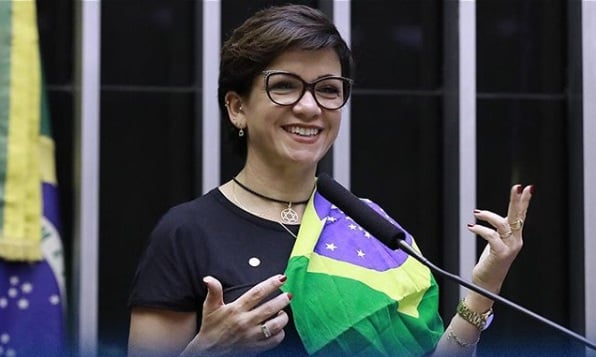 Alê Silva foi eleita deputada federal pelo PSL de Minas Gerais com mais de 48 mil votos [fotografo]Reprodução/Instagram[/fotografo]