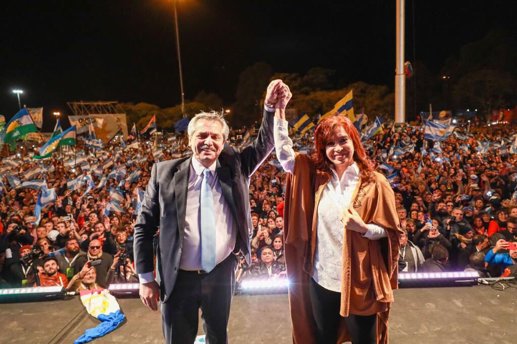 Alberto Fernández e  sua vice, Cristina Kirchner, ex-presidente da Argentina[fotografo[Divulgação[/fotografo]