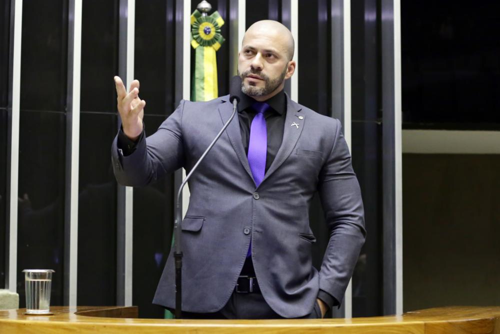 Condenado a oito anos de prisão, Daniel Silveira foi eleito como vice-presidente da Comissão de Segurança Pública da Câmara dos Deputados. Foto: Michel Jesus/Câmara dos Deputados