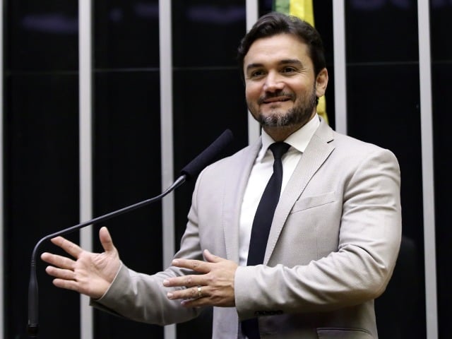 O deputado Celso Sabino (PSDB-PA), relator da parte da reforma tributária que foca no Imposto de Renda [fotografo] Agência Câmara [/fotografo].