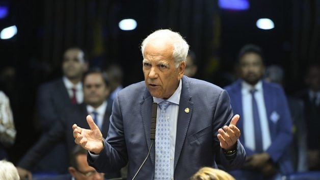 Autor de proposta preferida por prefeitos, Oriovisto Guimarães criticou governo e Câmara por não considerar sua PEC na reforma tributária. Foto: Agência Senado [/fotografo]