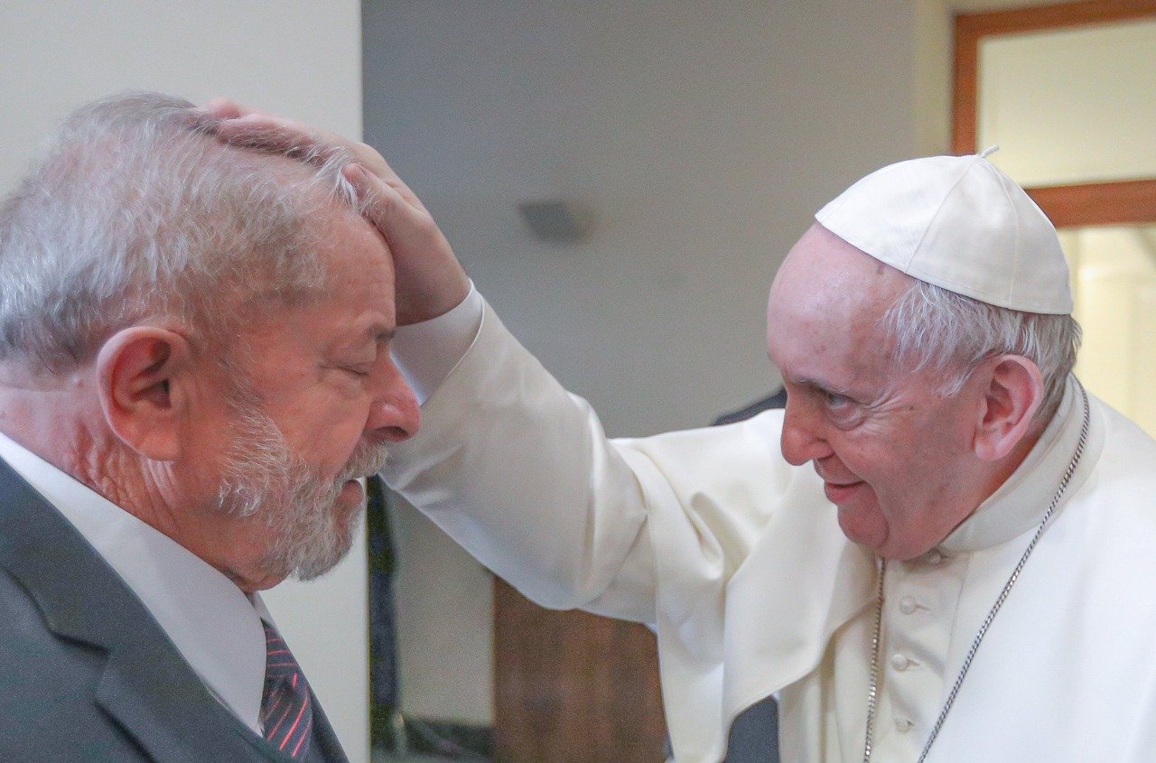 Papa Francisco se encontra com o ex-presidente Lula. Foto: Ricardo Stuckart/ Reprodução redes sociais 