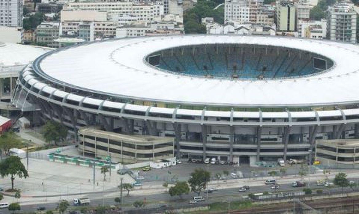 Estádios como o Maracanã vão abrigar hospitais de campana
Crédito: Agência Brasil