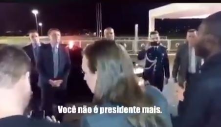 Imigrante diz que Bolsonaro precisa desistir [fotografo] Reprodução [/fotografo]