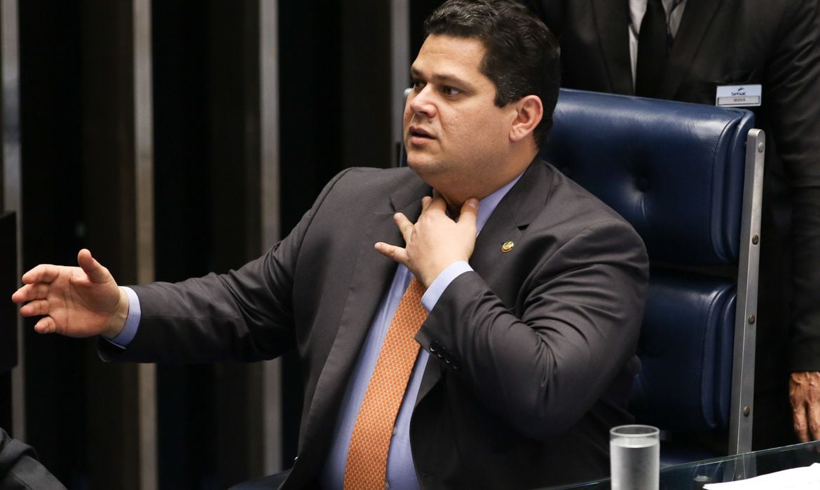 Ex-presidente do Senado Davi Alcumbre em pronunciamento no Congresso. Foto: Agência Senado