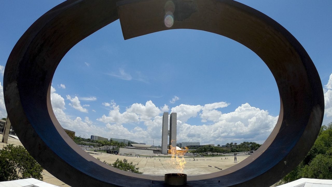 Praça dos Três Poderes vista pelo Panteão da Liberdade[fotografo]Roque de Sá/Agência Senado[/fotografo]