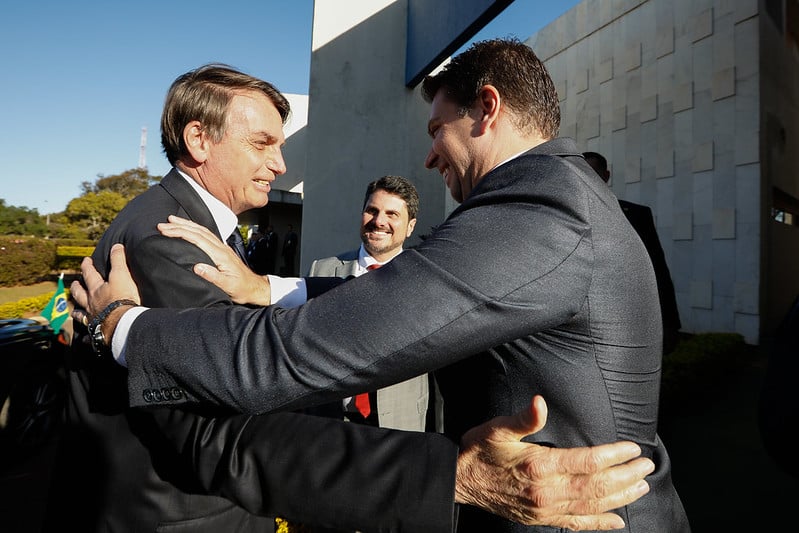 (Brasília - DF, 11/07/2019) Presidente da República, Jair Bolsonaro é recebido pelo Delegado, Alexandre Ramagem Rodrigues.

[fotografo] Carolina Antunes/PR [/fotografo]