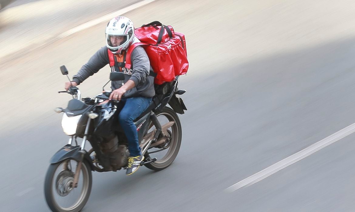 Delivery de comida [fotografo] Marcelo Casal Jr/ Agência Brasil[/fotografo]