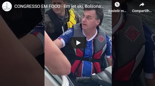 Jair Bolsonaro andando de jet ski [fotografo] Reprodução [/fotografo]