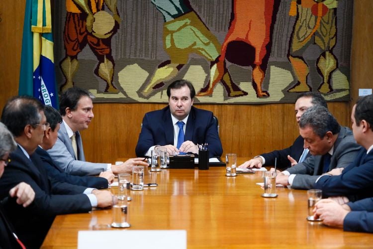 O presidente da Câmara, Rodrigo Maia, e governadores [fotografo] Agência Câmara [/fotografo]