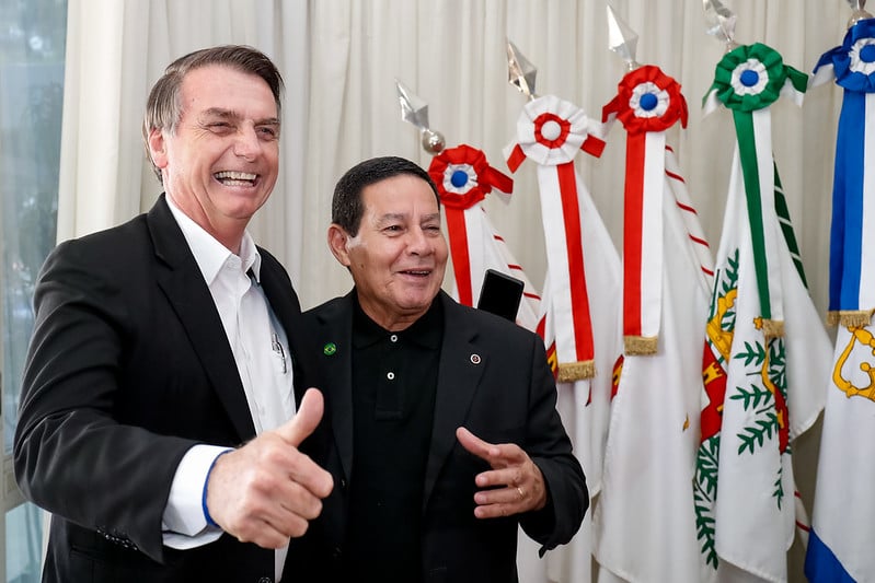 Aliados do presidente, como o vice-presidente Hamilton Mourão, candidato ao Senado no Rio Grande do Sul, não lideram nas pesquisas.Foto: Alan Santos/PR 