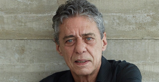 Chico Buarque, cantor e compositor é um dos signatários do pedido contra Bolsonaro[fotografo]Divulgação[/fotografo]