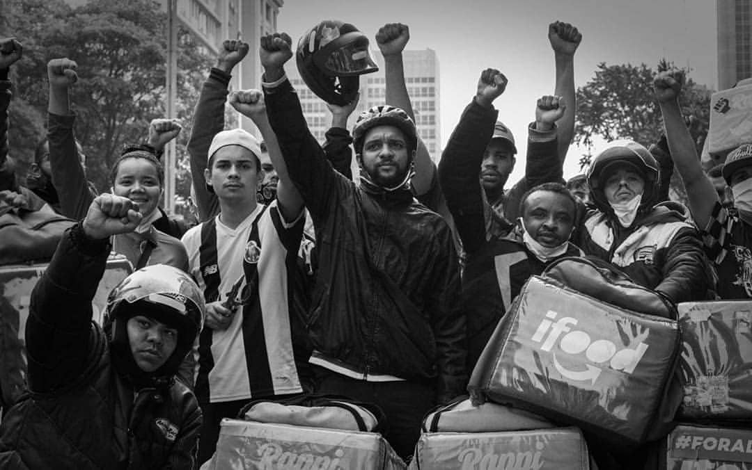 Entregadores em manifestação na Avenida Paulista[fotografo]Guimel Salgado[/fotografo]