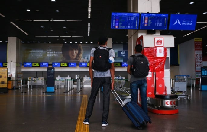 O Governo Federal e as companhias aéreas apresentaram medidas para passagens mais baratas. Foto: Marcello Casal Jr./ABr