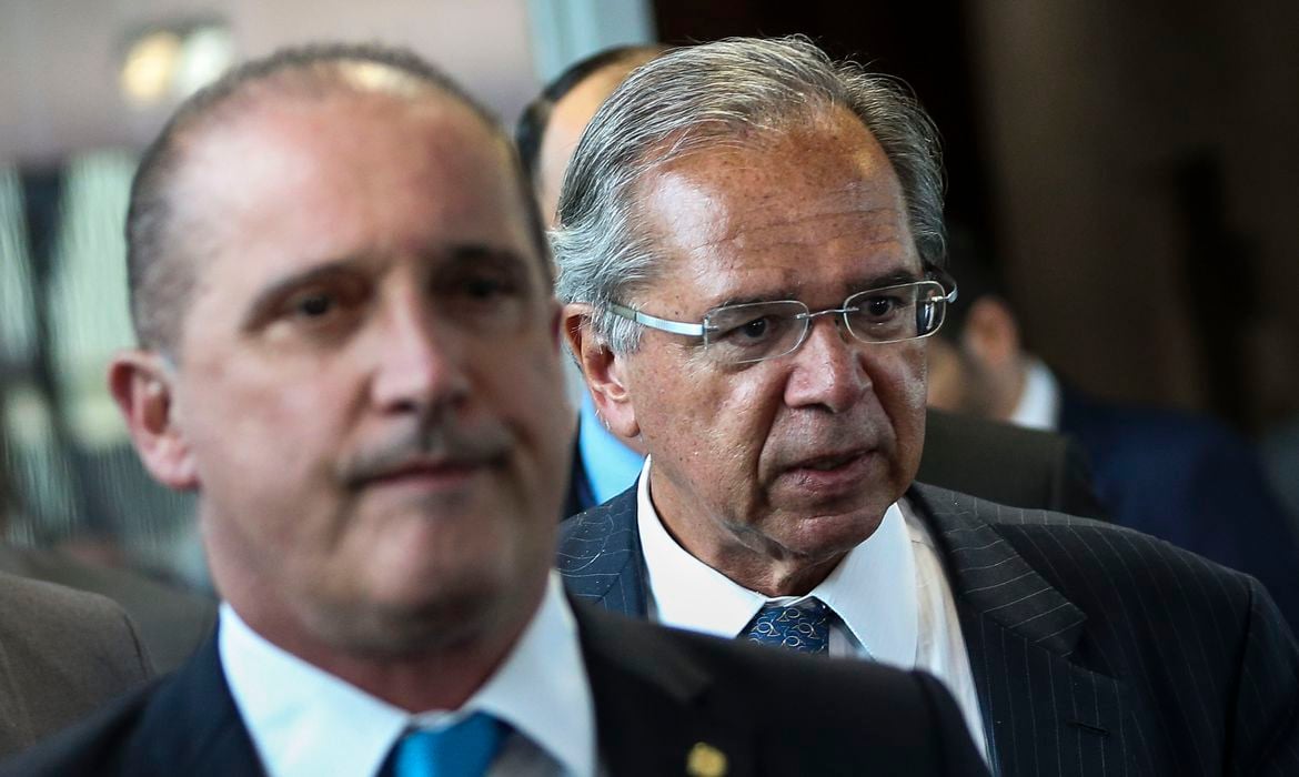 O ministro chefe da Cidadania, Onyx Lorenzoni , e o ministro da Economia, Paulo Guedes [fotografo] Agência Brasil [/fotografo].