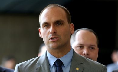 Deputado Eduardo Bolsonaro (PSL-SP), no Centro Cultural Banco do Brasil (CCBB), em Brasília, durante transição de governo
[fotografo] Wilson Dias/ Agência Brasil [/fotografo]
