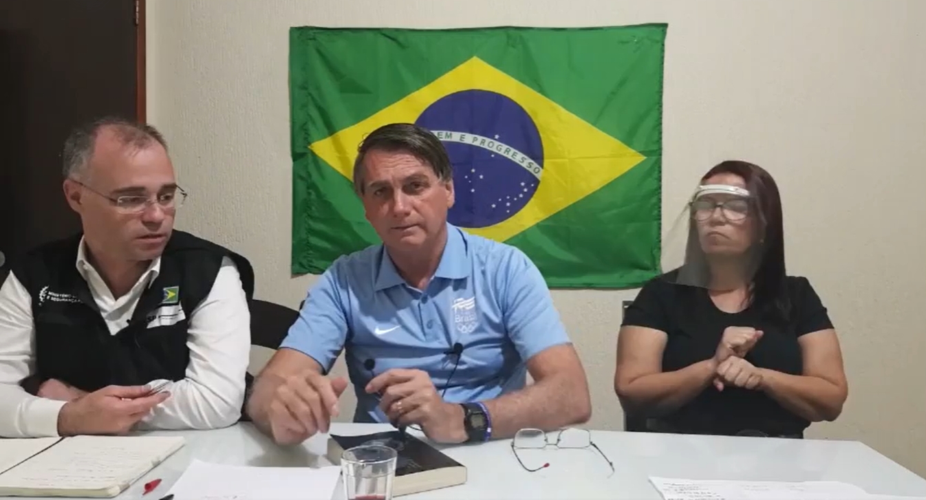 André Mendonça e Jair Bolsonaro [fotografo]Reprodução Facebook[/fotografo]