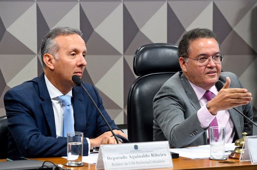 Aguinaldo Ribeiro e Roberto Rocha [fotografo] Agência Senado [/fotografo].