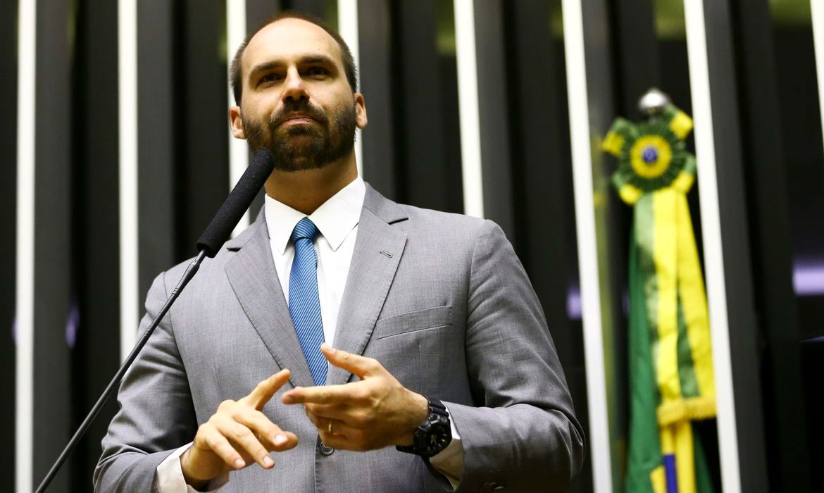 Eduardo Bolsonaro em discurso na Câmara. Foto: Marcelo Camargo/Agência Brasil