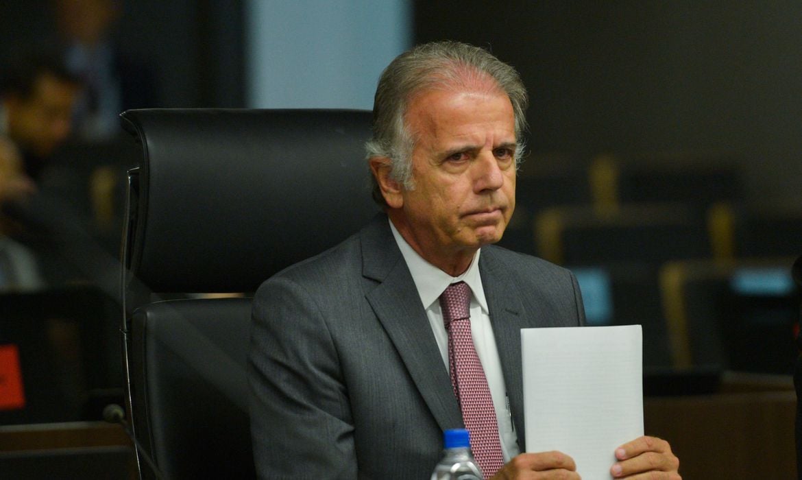 De acordo com ministro da defesa, comandantes das forças armadas concordam com a necessidade de se antecipar contra eventuais atos golpistas. José Cruz/Agência Brasil 