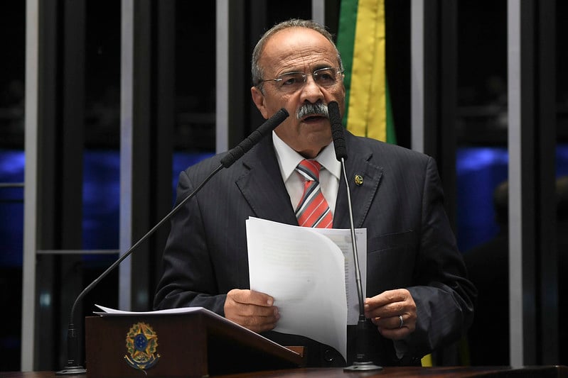 O senador Chico Rodrigues (DEM-RR) flagrado com dinheiro escondido na cueca, pode retornar ao Senado ainda essa semana[fotografo]Jefferson Rudy/Agência Senado[/fotografo]