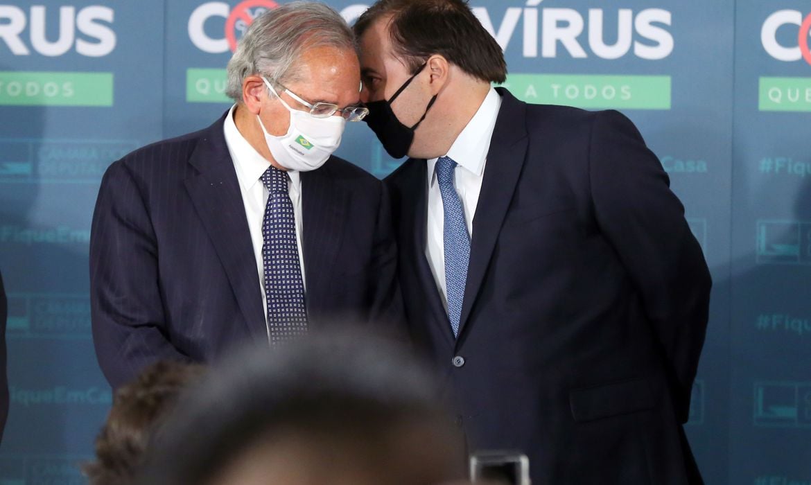 Ministro da Economia, Paulo Guedes e o presidente da Câmara dos Deputados, dep. Rodrigo Maia, durante entrevista coletiva da Frente Parlamentar da Reforma Administrativa. [fotografo]Najara Araujo/Câmara dos Deputados[/fotografo]