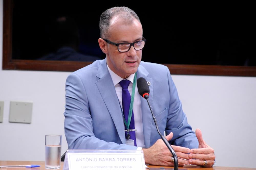 Diretor-Presidente da Agência Nacional de Vigilância Sanitária (Anvisa), Antônio Barra Torres, pediu retratação de Bolsonaro após acusações de corrupção na Agência. Foto: Cleia Viana/Câmara dos Deputados