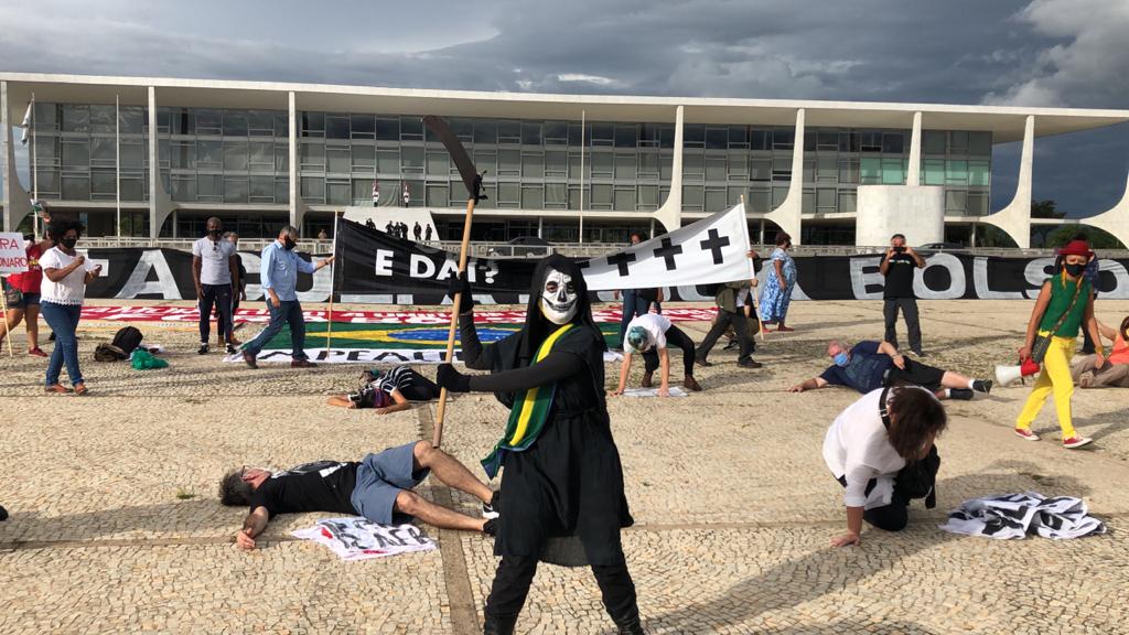 Maria Madalena Rodrigues, uma das organizadoras da manifestação. [fotografo]Sylvio Costa/Congresso em Foco[/fotografo]