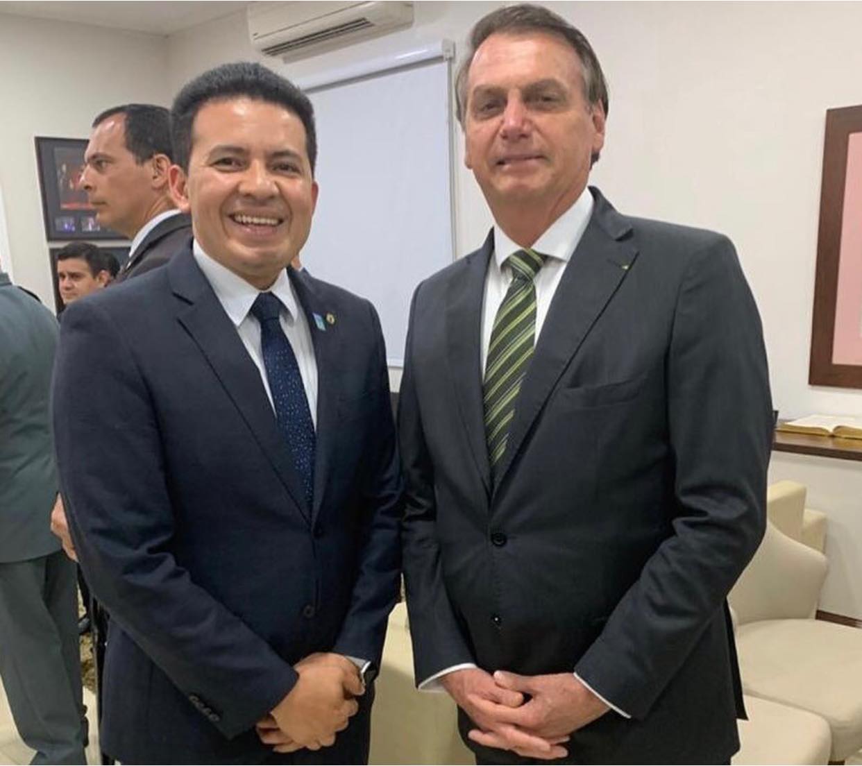 O deputado estadual Delegado Péricles (PSL) e o presidente Jair Bolsonaro, em foto de março deste ano [fotografo]Reprodução/Facebook[/fotografo]