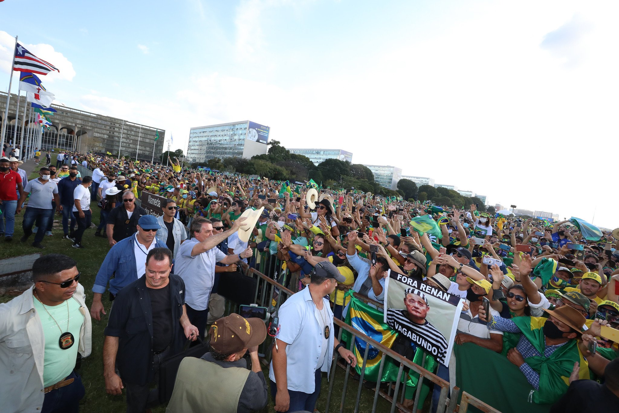 Jair Bolsonaro durante ato de apoio do agronegócio na Esplanada dos Ministérios em Brasília. no dia 15/5 [fotografo]Clauber Cleber Caetano/PR[/fotografo]