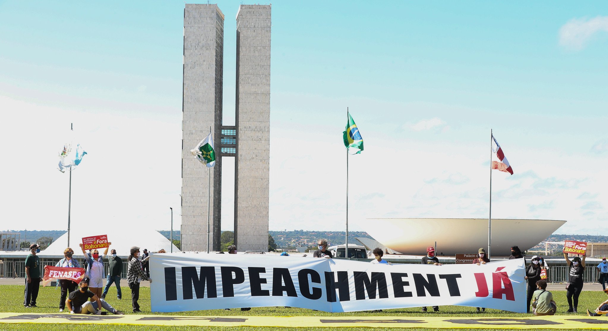 Manifestação pelo impeachment de Jair Bolsonaro em frente ao Congresso Nacional [fotografo]Lula Marques[/fotografo]