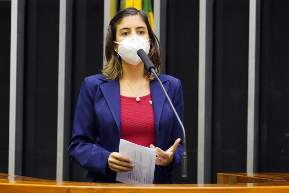 Tabata Amaral (PDT - SP), em votação no início de maio [fotografo]Pablo Valadares/Câmara dos Deputados[/fotografo]