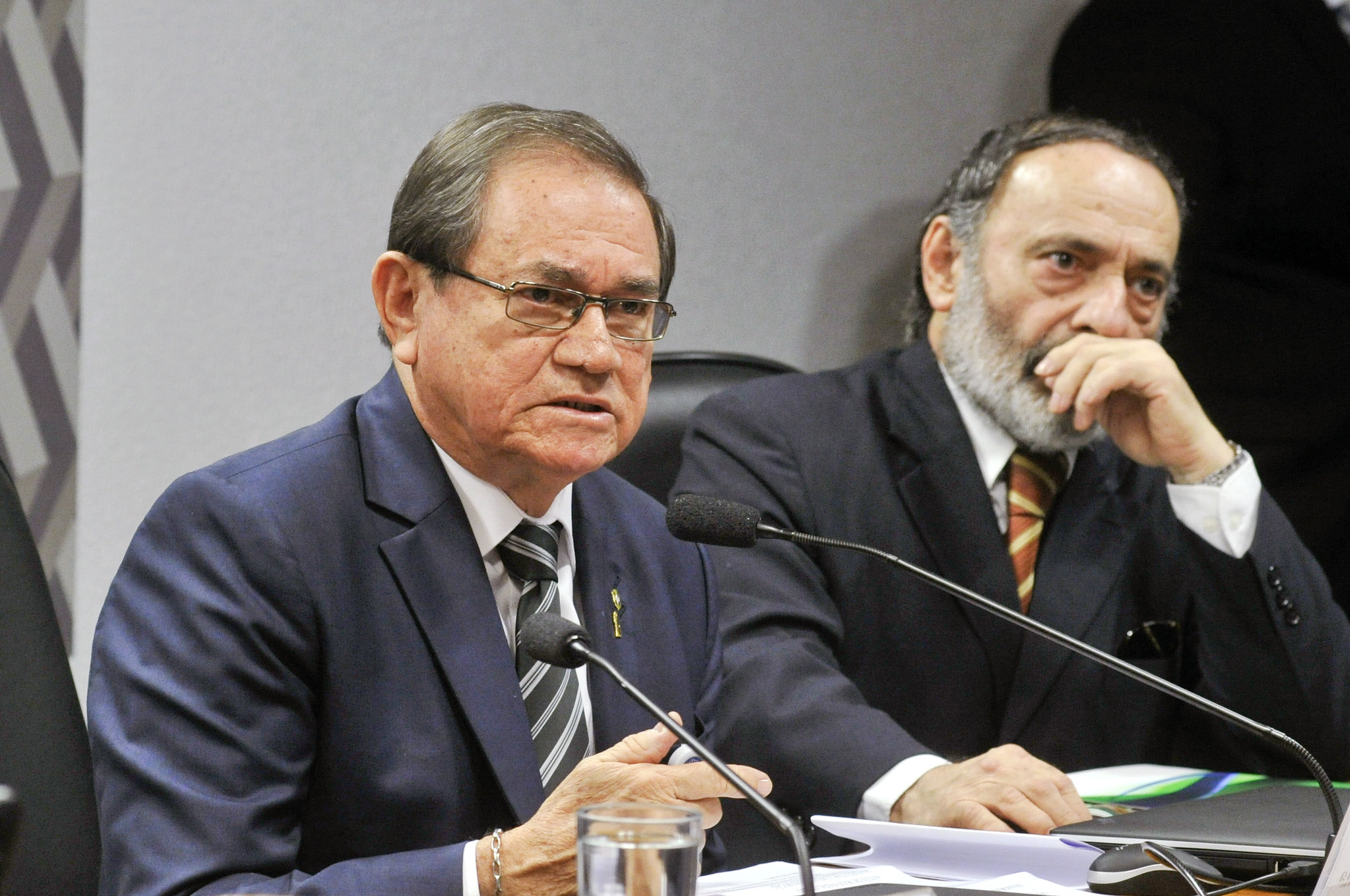 Coronel Nunes, então presidente em Exercício da CBF, fala com a CPI no Senado em 2016 [fotografo]Geraldo Magela/Agência Senado[/fotografo]