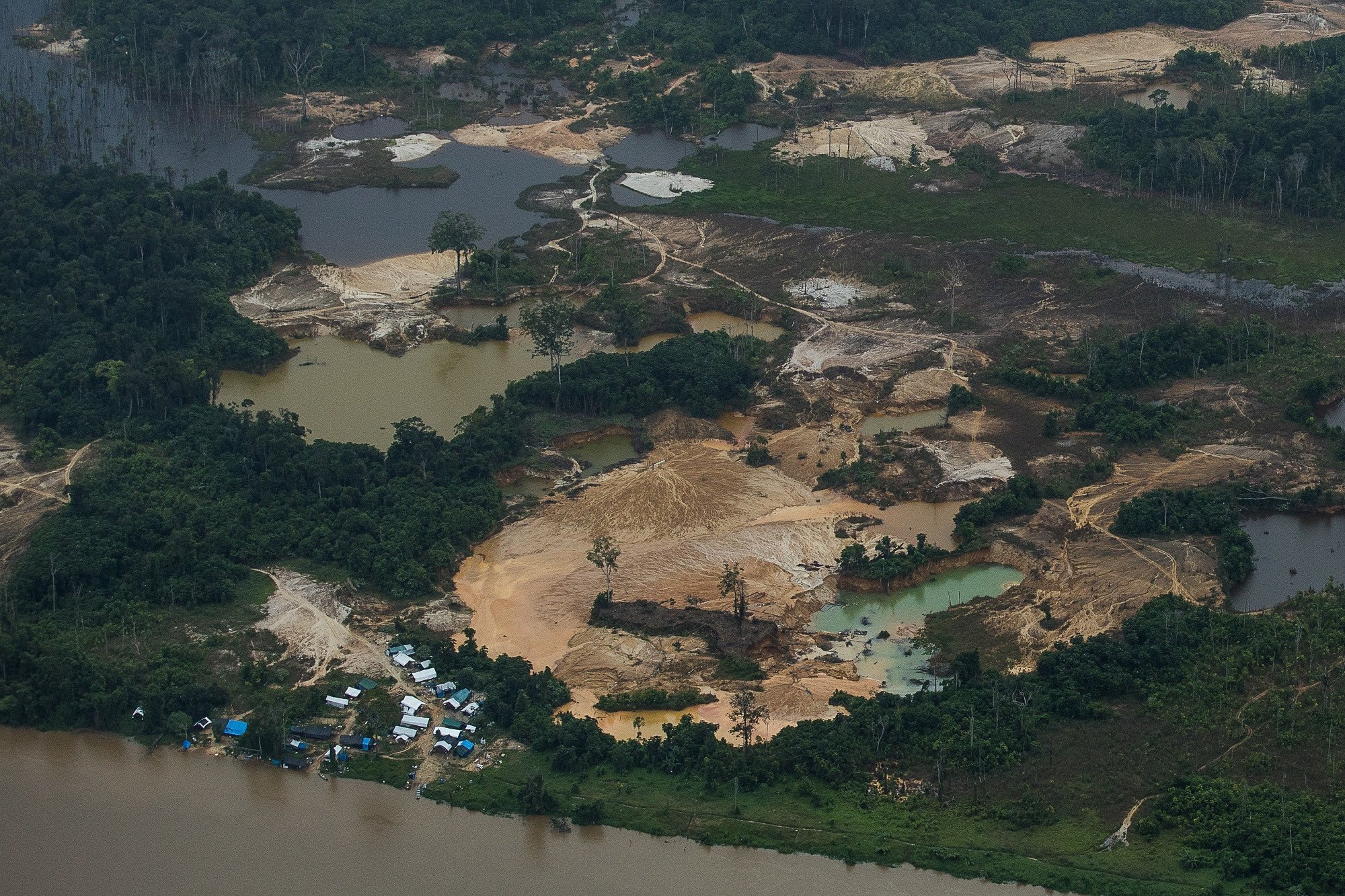 Pacote de ações do governo prevê presença permanente de órgãos de segurança na Terra Indígena Yanomami para enfrentar o garimpo. Foto: Bruno Kelly/Amazônia Real  