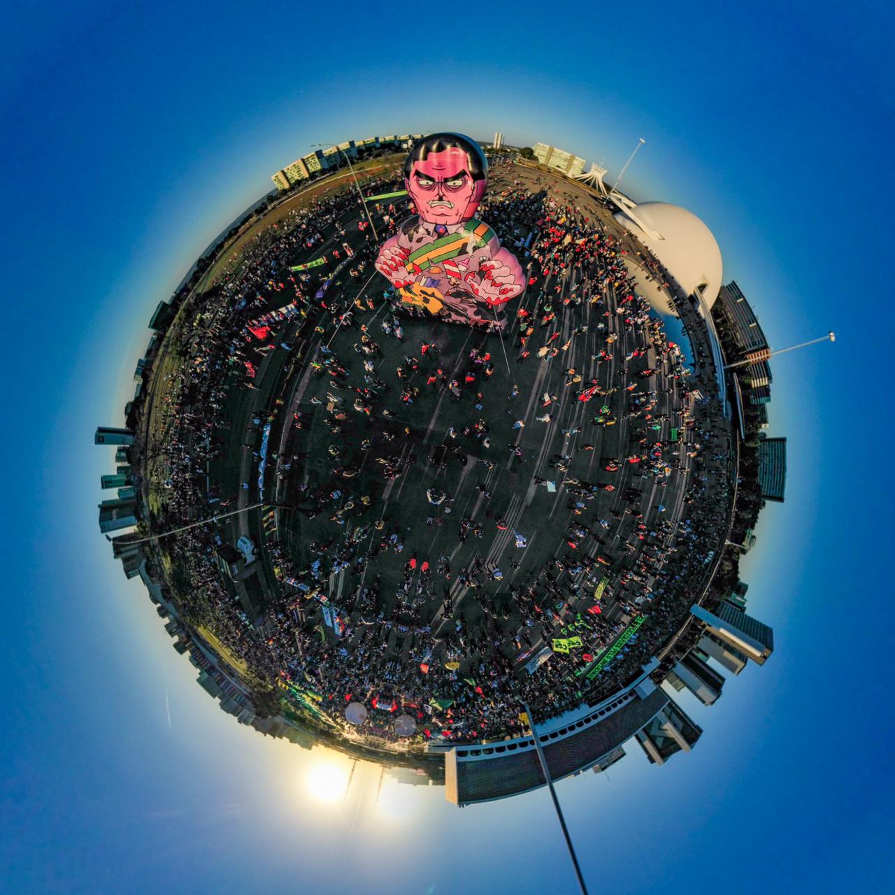 Pessoas se reúnem em protesto contra o governo em Brasília em 3/7 [fotografo] Ricardo Stuckert/Fotos Públicas [/fotografo]