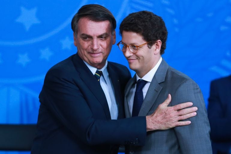 O presidente da República, Jair Bolsonaro e o ex-ministro do Meio Ambiente, Ricardo Salles, em  solenidade no Palácio do Planalto. Foto: Valter Campanato/Agência Brasil