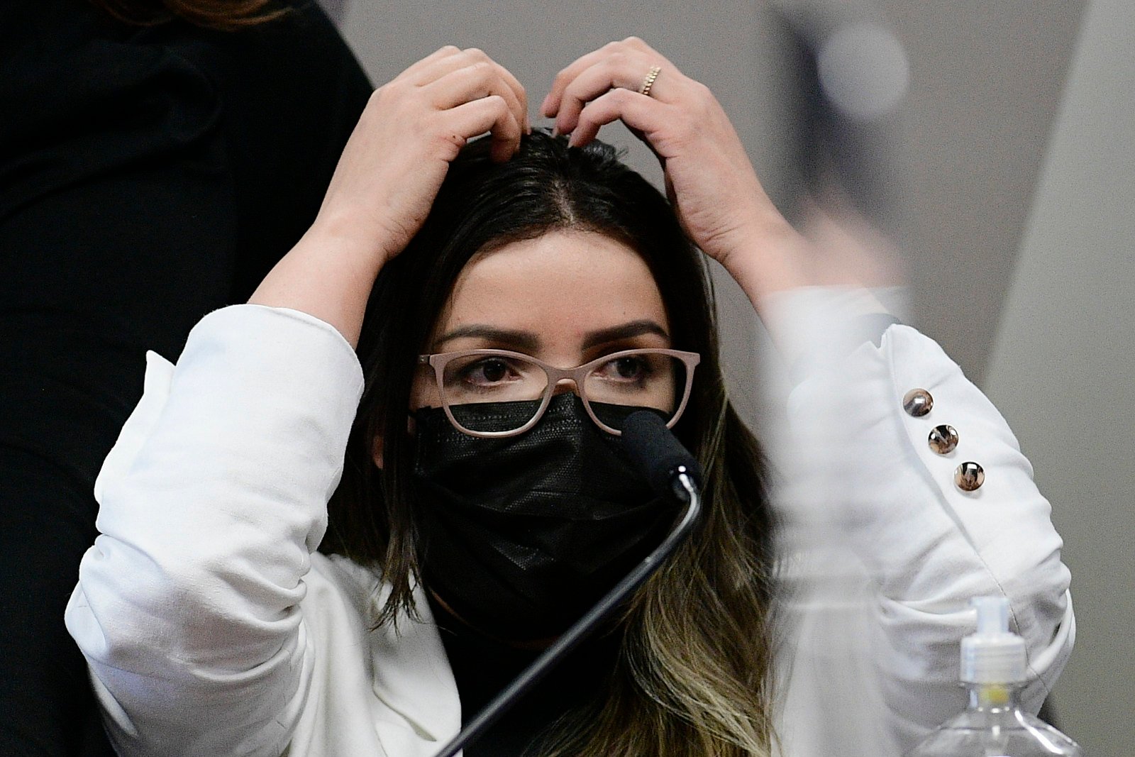 Emanuela Medrades, da Precisa Medicamentos [fotografo]  Pedro França/Agência Senado [/fotografo]