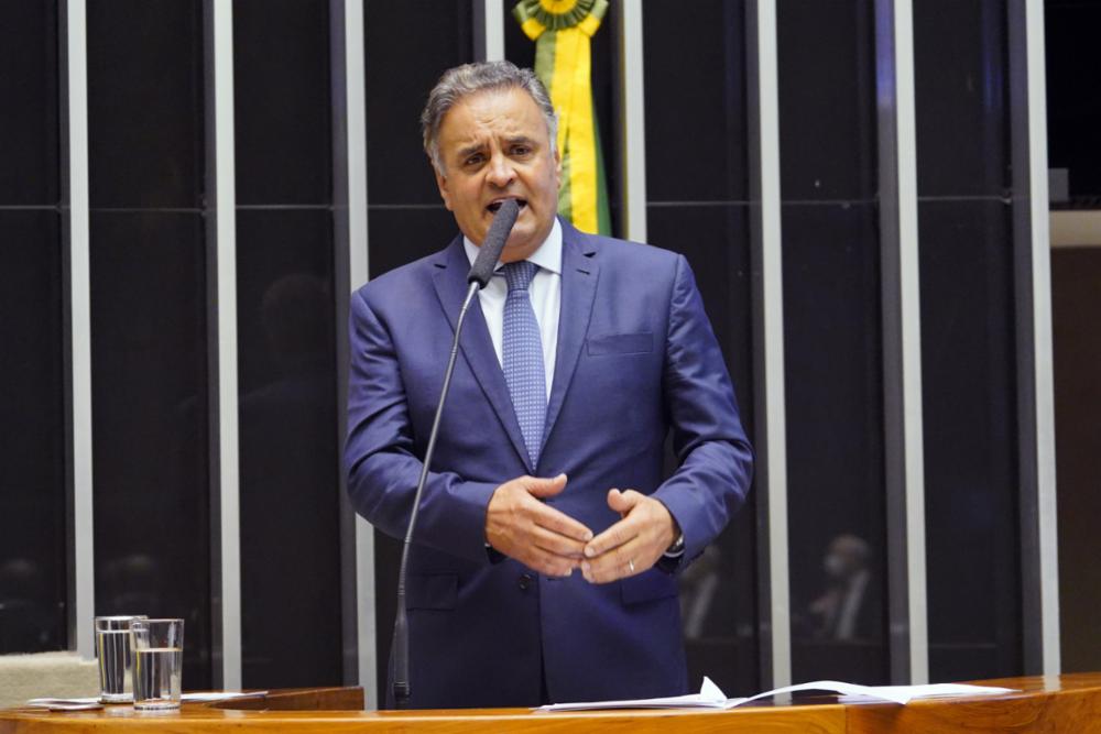 Aécio Neves abriu mão de disputa ao Senado. Foto: Pablo Valadares/Câmara dos Deputados 