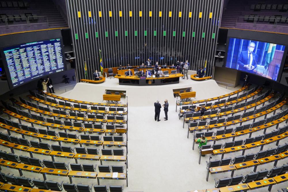 Orçamento da união para 2023 garante o Bolsa Família no valor de R$ 600, bem como recomposição do salário mínimo. Foto: Pablo Valadares/Câmara dos Deputados