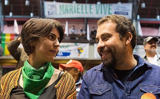 Manuela D'Ávila e Guilherme Boulos, dois dos que tiveram seus dados alterados em bases públicas [fotografo]Reprodução[/fotografo]