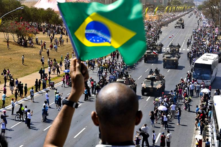 Desfile cívico-militar do 7 de setembro, na Esplanada dos Ministérios, em Brasília  [fotografo] Marcelo Casall / Agência Brasil [/fotografo]
